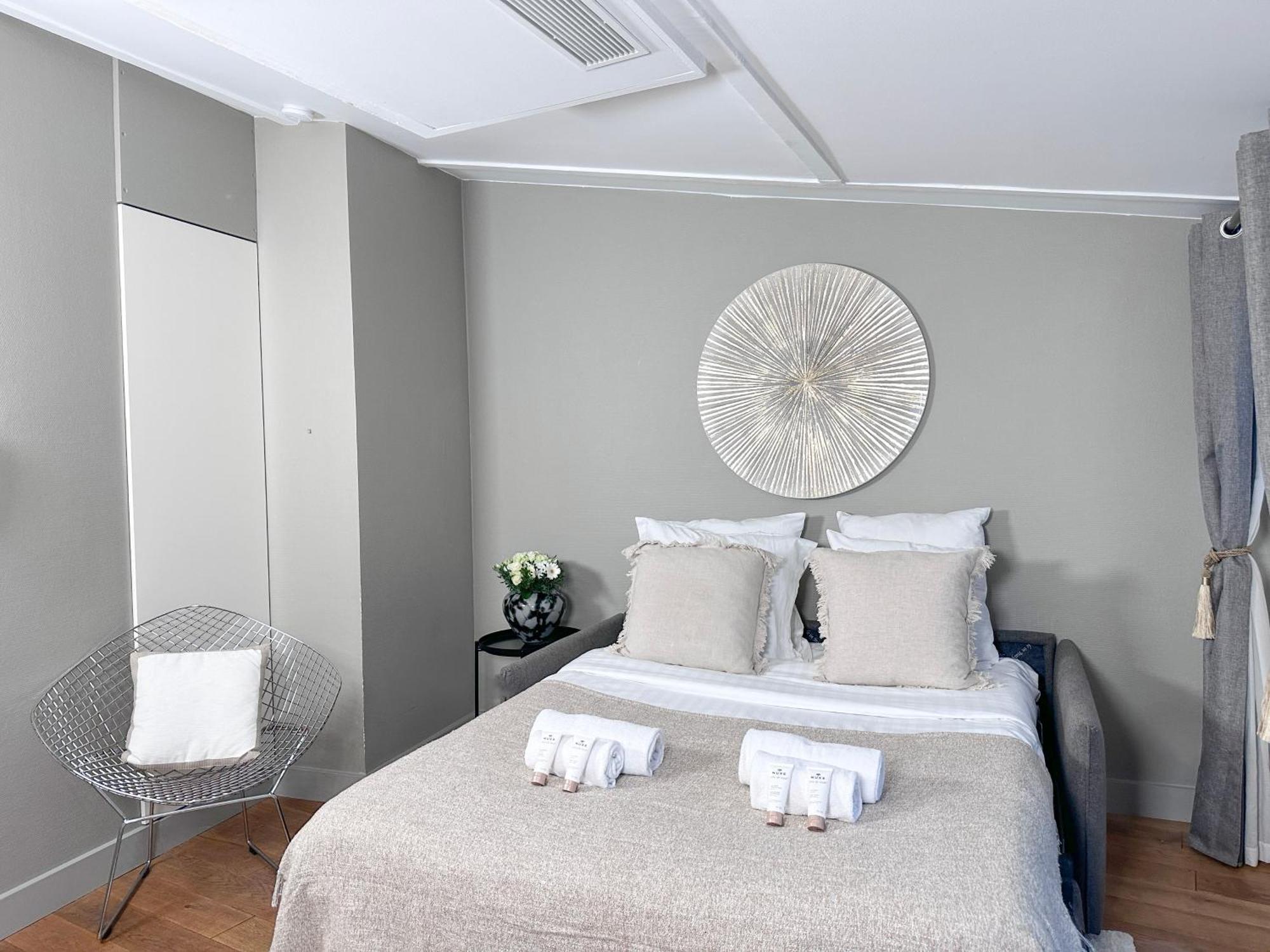 St Michel - Deluxe Apartment - Harpe Paris Exterior foto