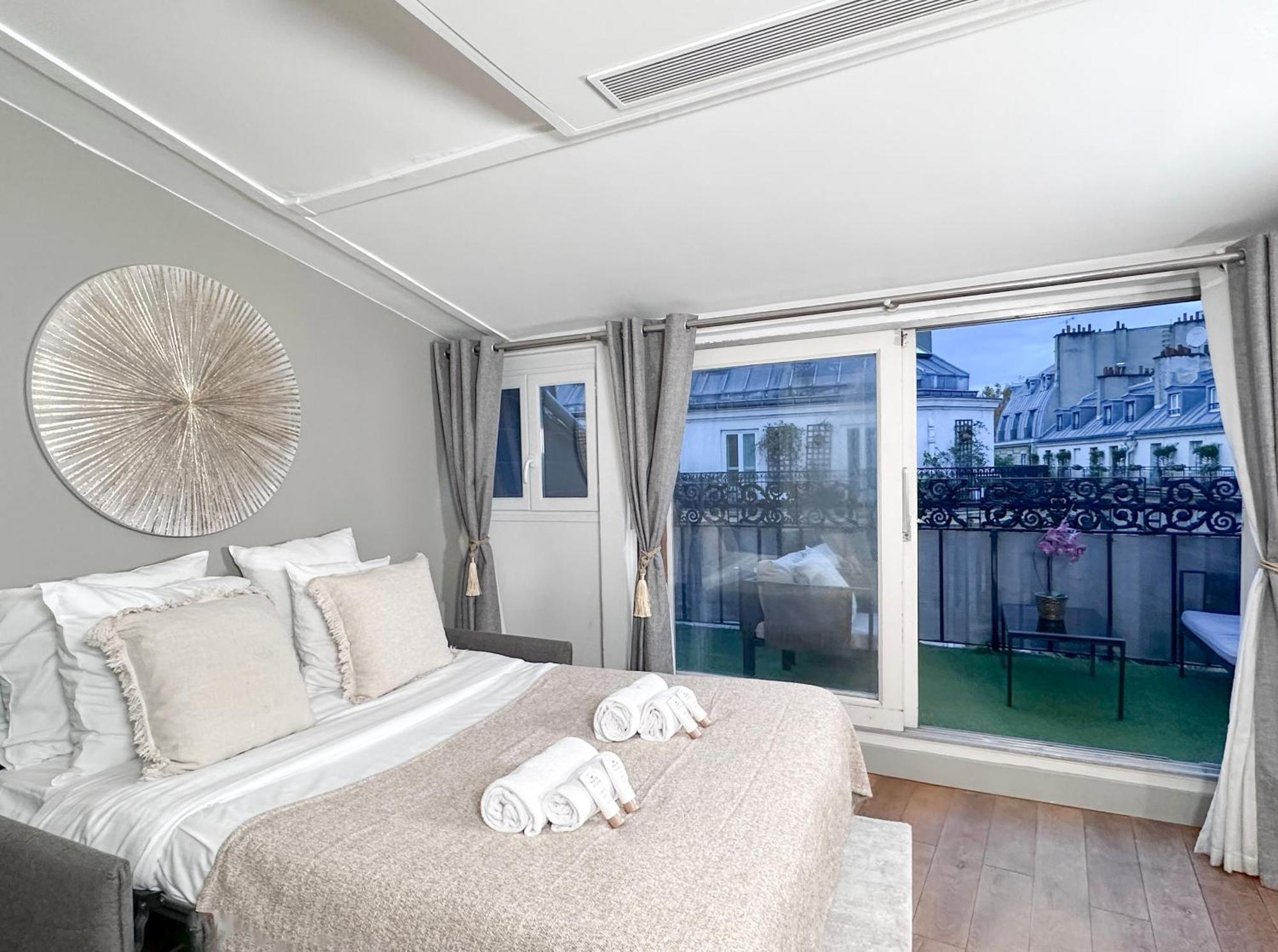 St Michel - Deluxe Apartment - Harpe Paris Exterior foto