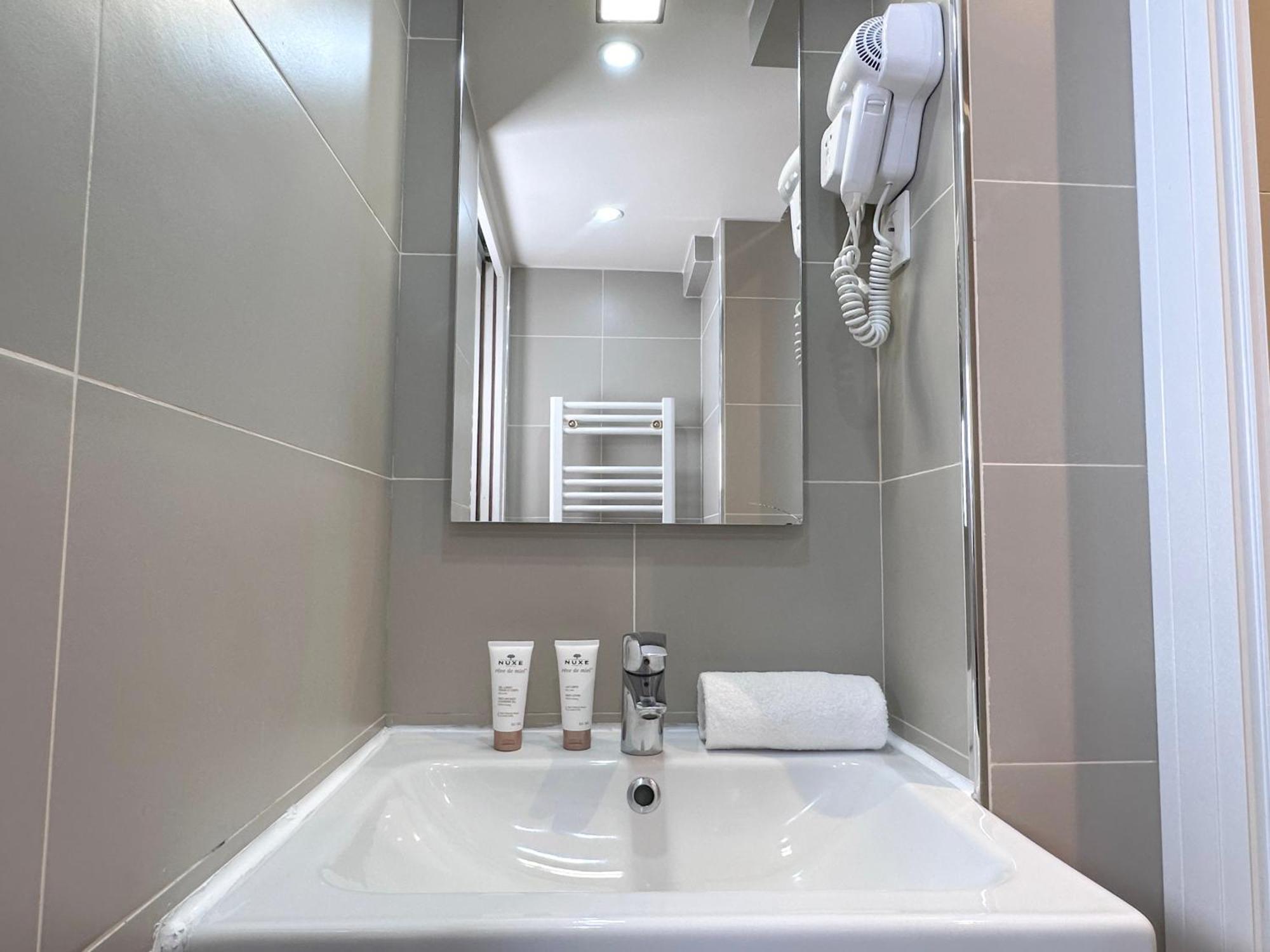 St Michel - Deluxe Apartment - Harpe Paris Exterior foto